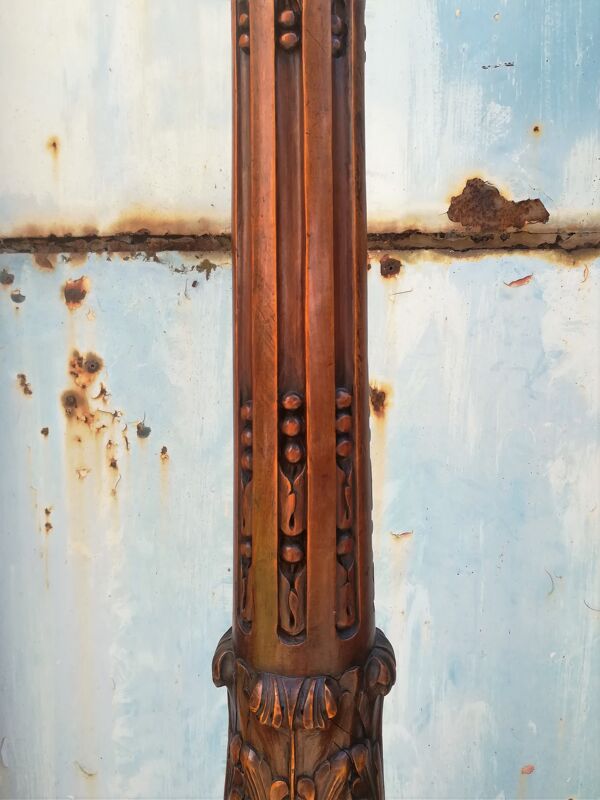 Lampadaire style louis XVI en noyer