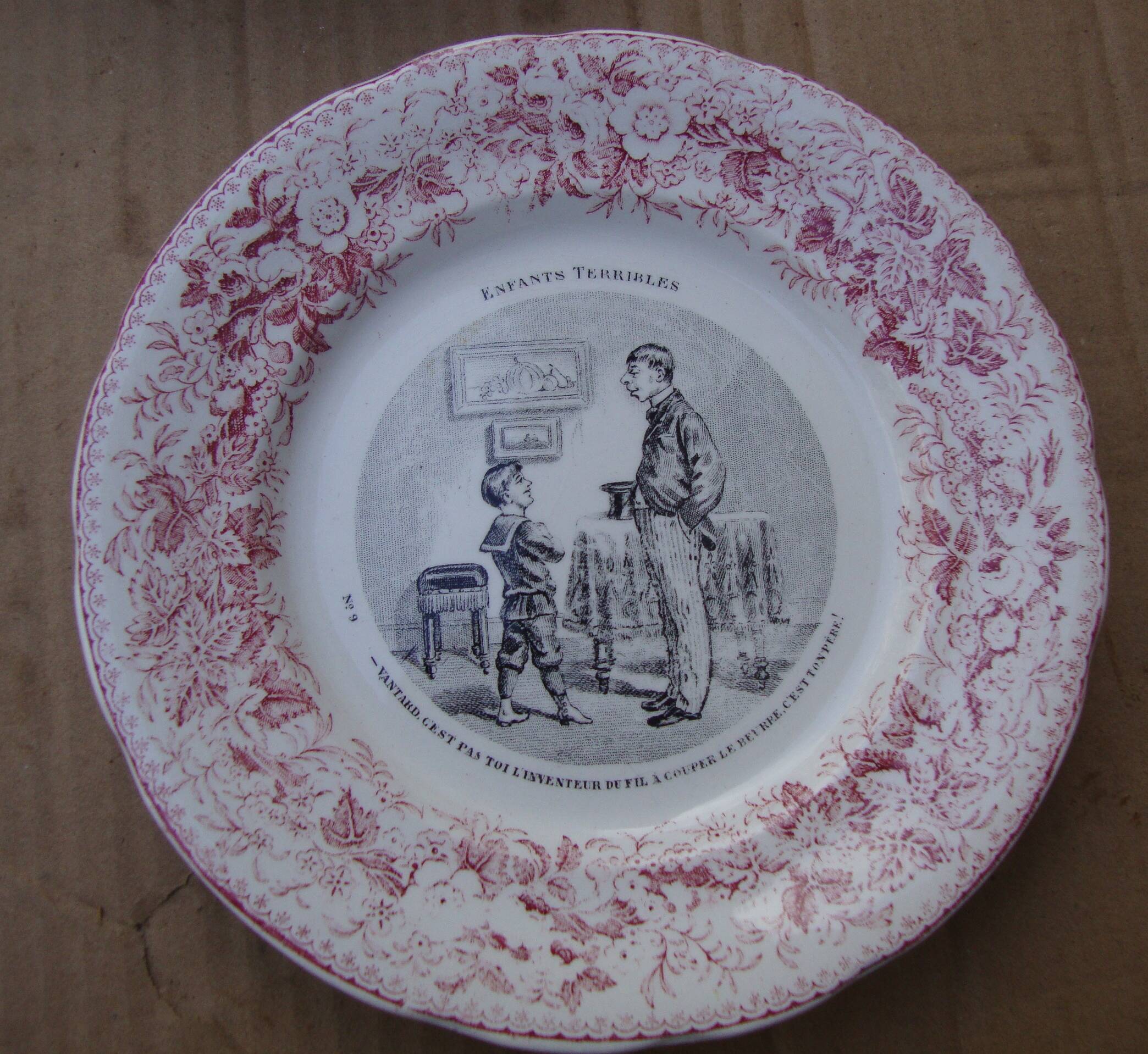 4 lm & cie creil and monteras “les enfants terribles” plates