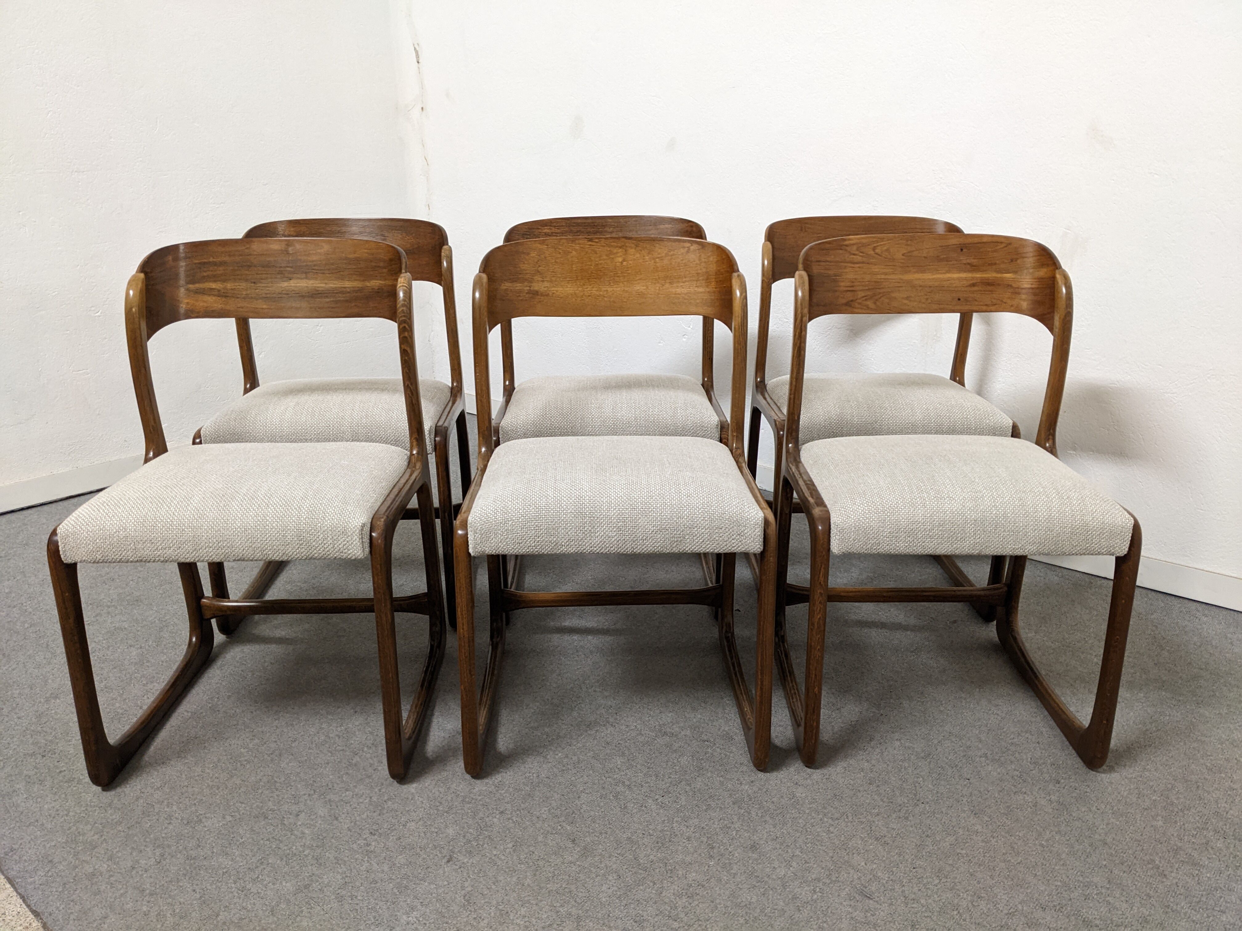 Série de 6 chaises traineau Baumann des années 60/70