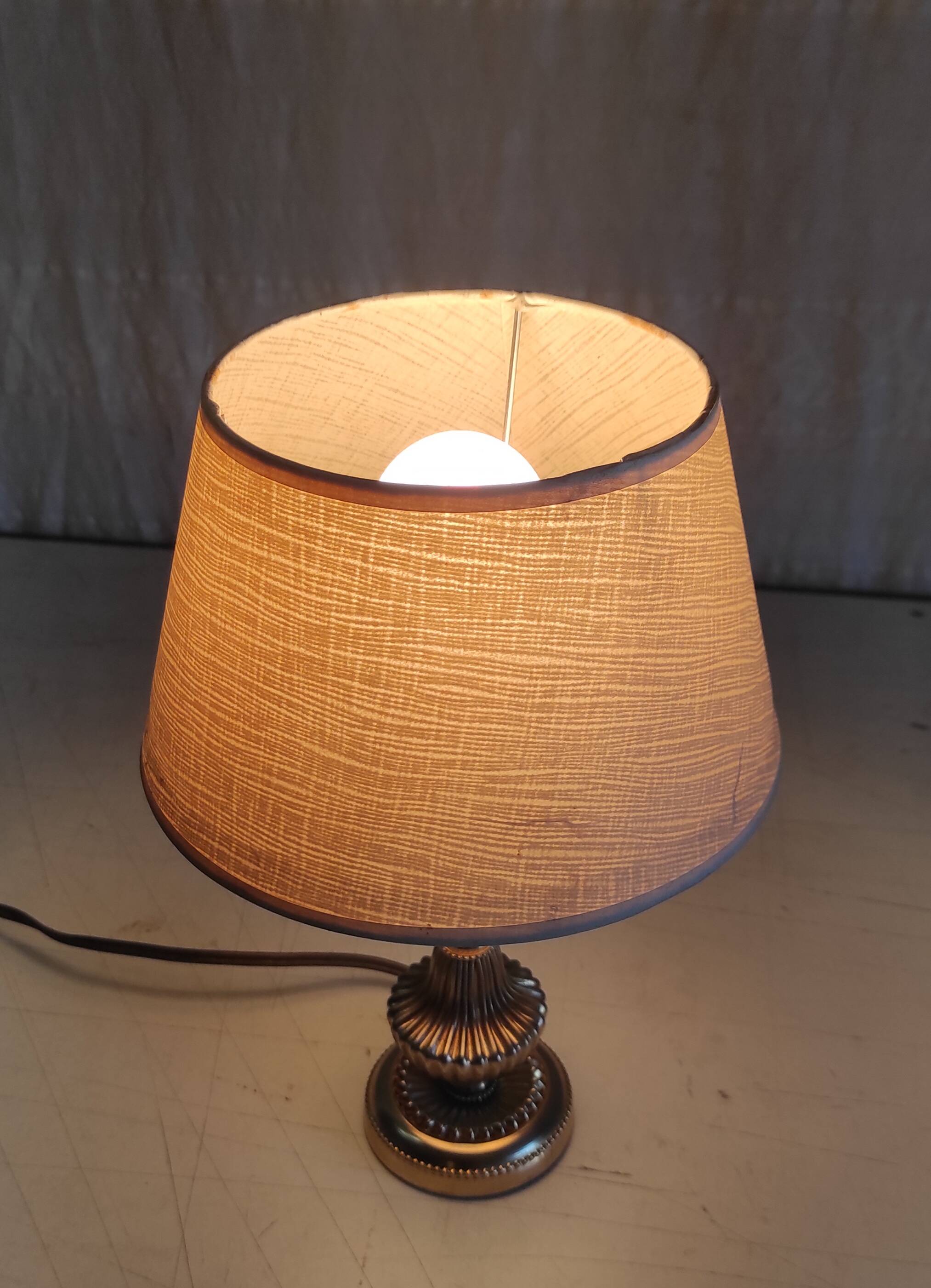 Lampe à poser en laiton doré - mid. XXeme