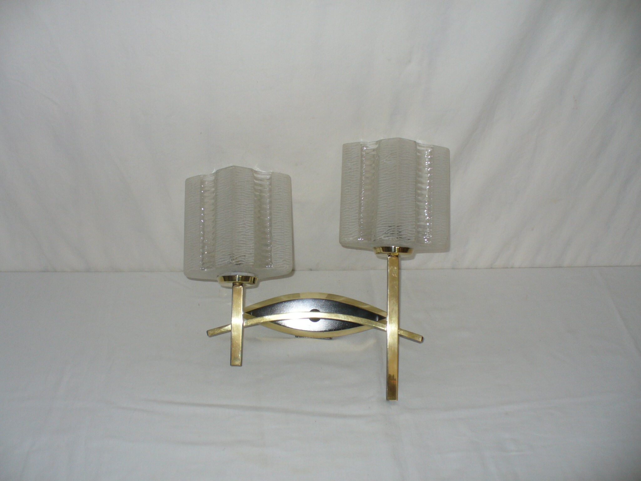 Double lunel applique of the 50s