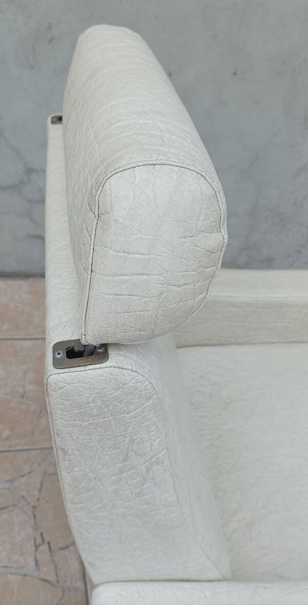 Fauteuil beka vintage en simili cuir
