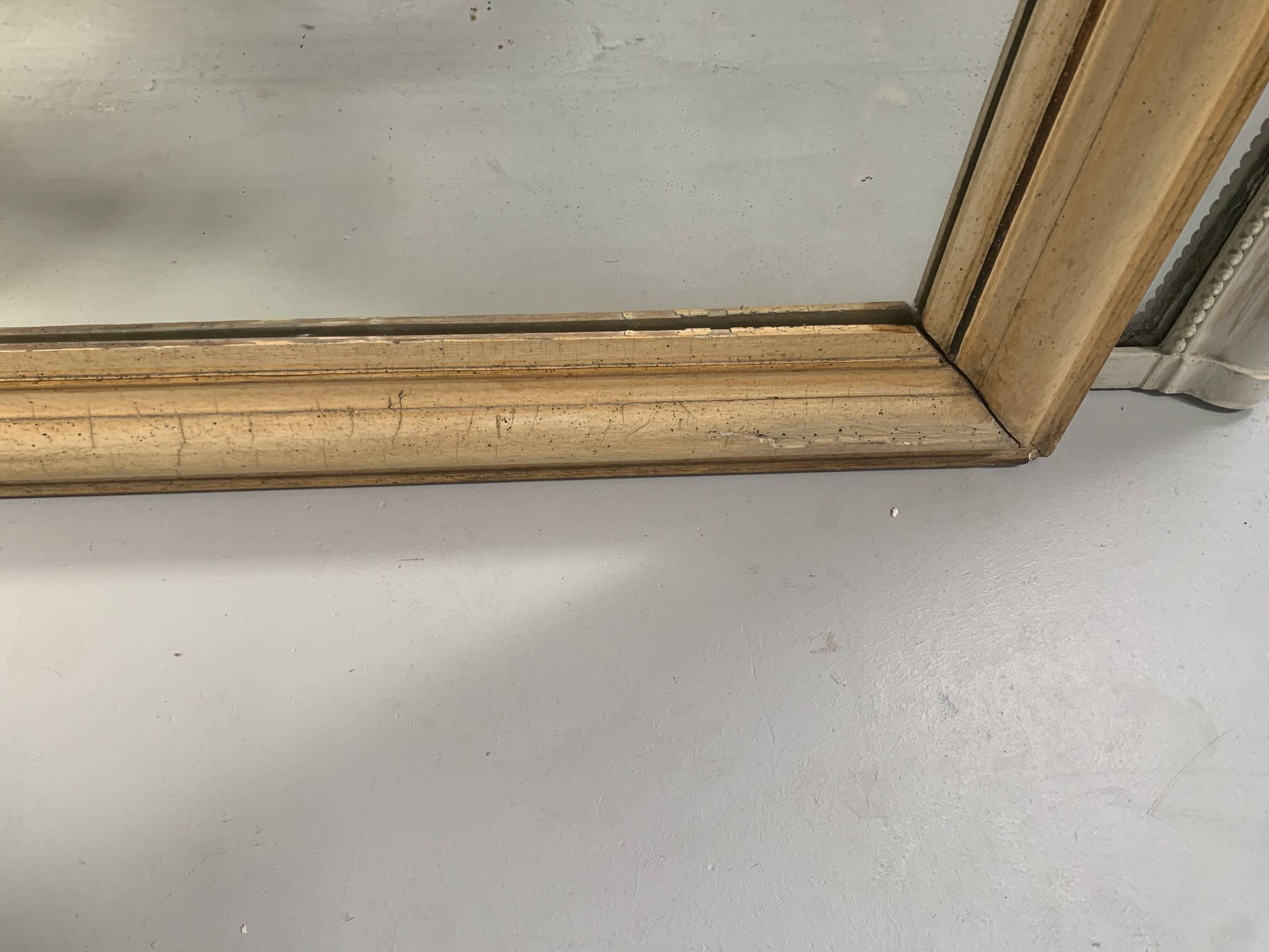 Miroir Louis Philippe en bois et stuc pariné XIX siècle