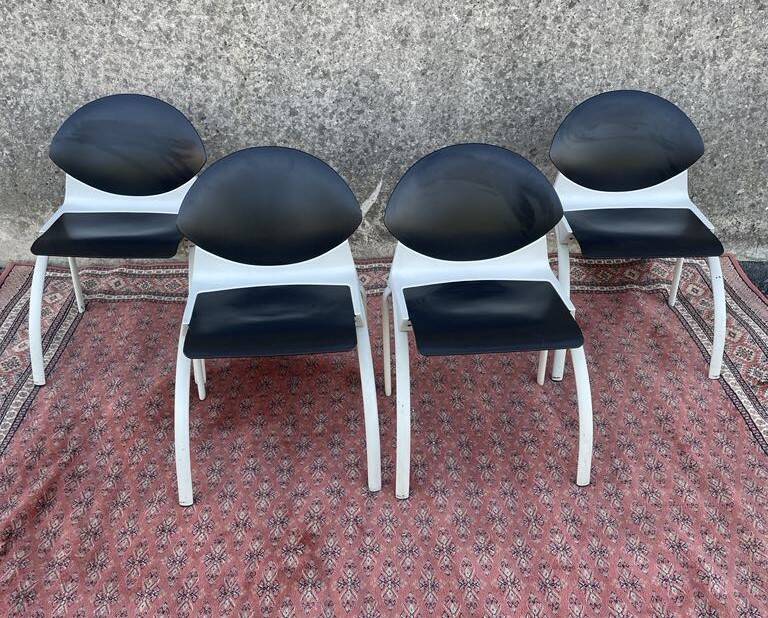 4 Steelcase brown/beige meeting/office chairs with metal base