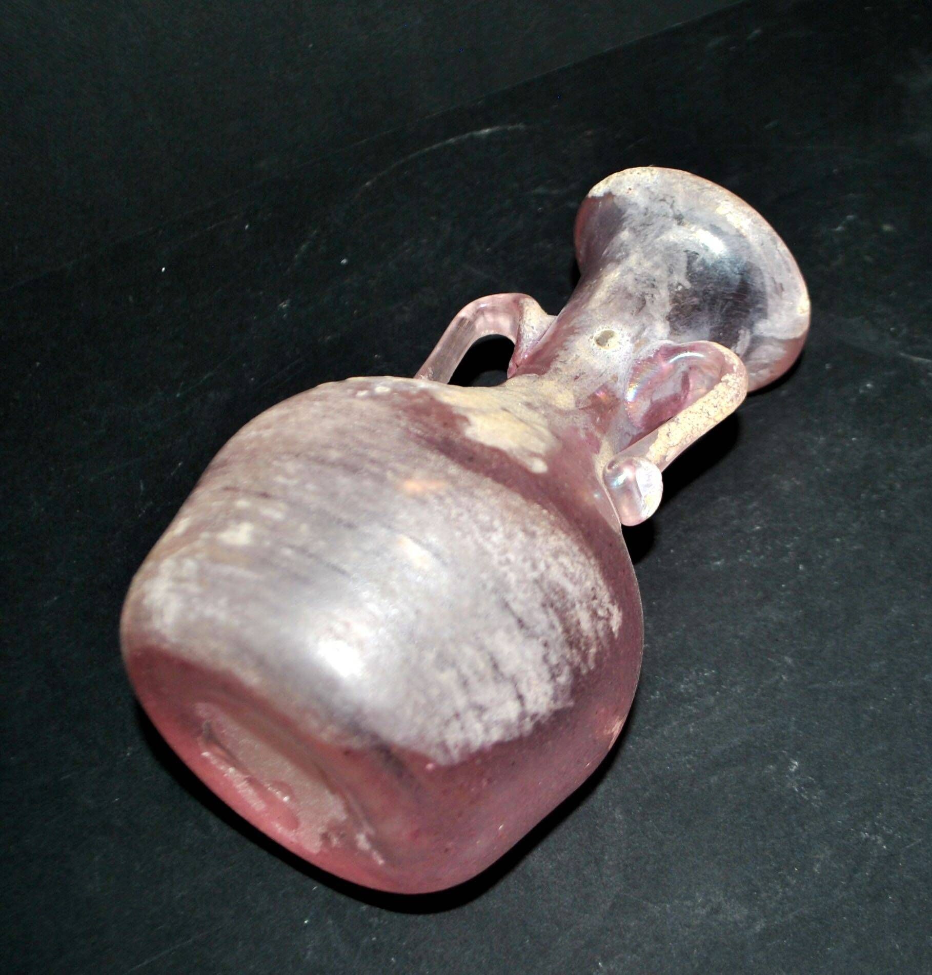 Antique amphora vase in iridescent pink blown glass – Murano, Italy, 20th century