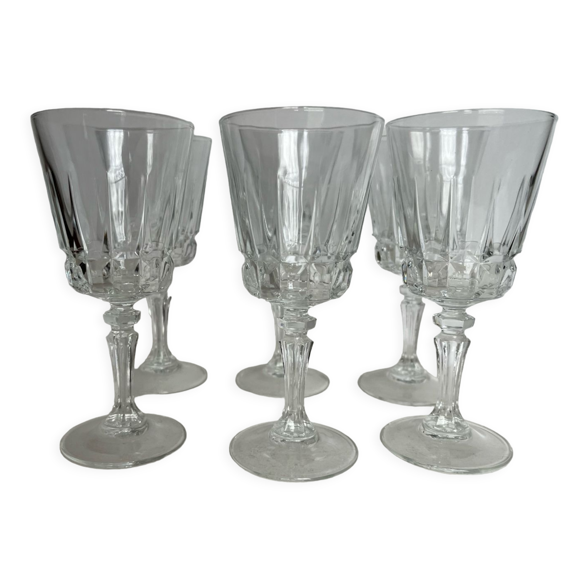 6 wine glasses