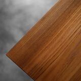 Bureau vintage classique scandinave moderne en bois de teck avec tiroirs, 1960s