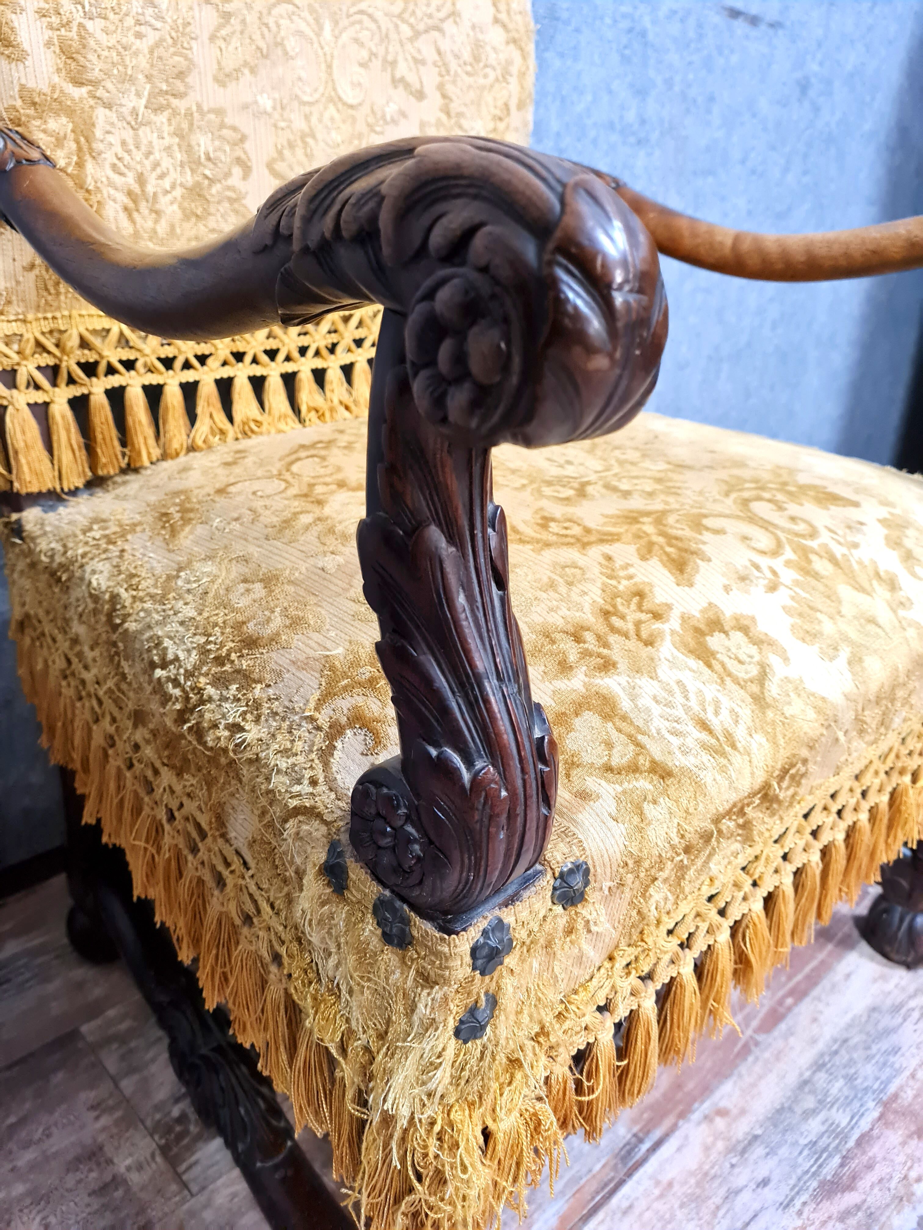 Large armchair with high Renaissance back in solid walnut around 1850-1860