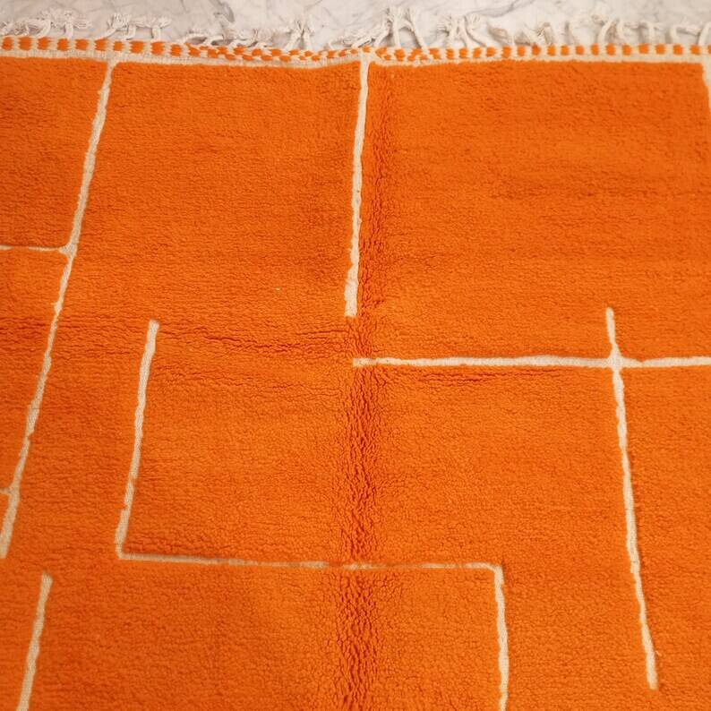 Magnificent handcrafted rug 250cm x 150cm