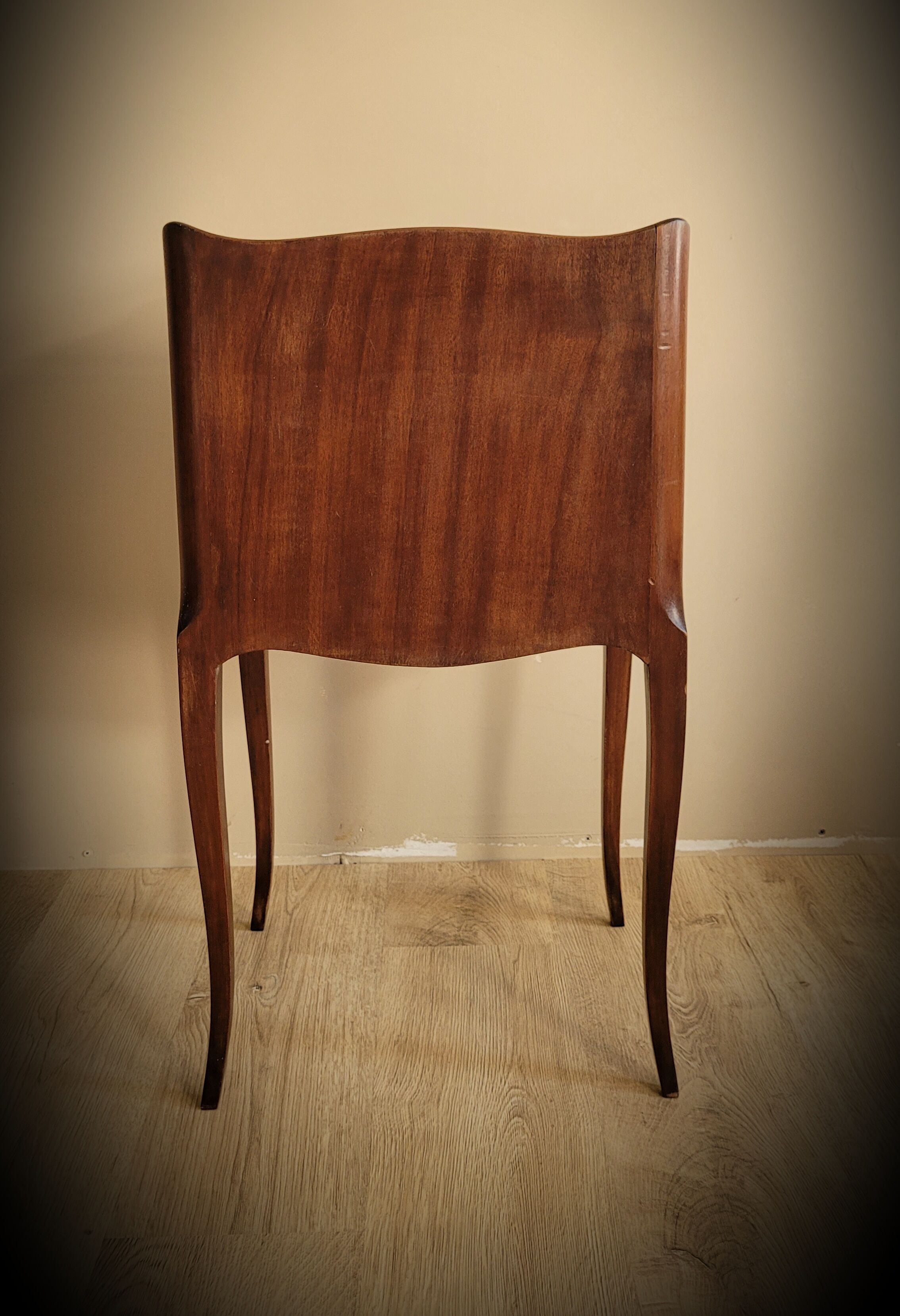 Bedside regency 2P 1T