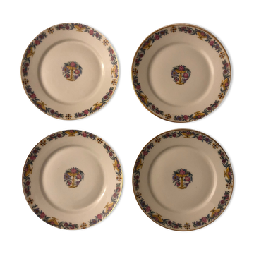 4 assiettes ou anciennes