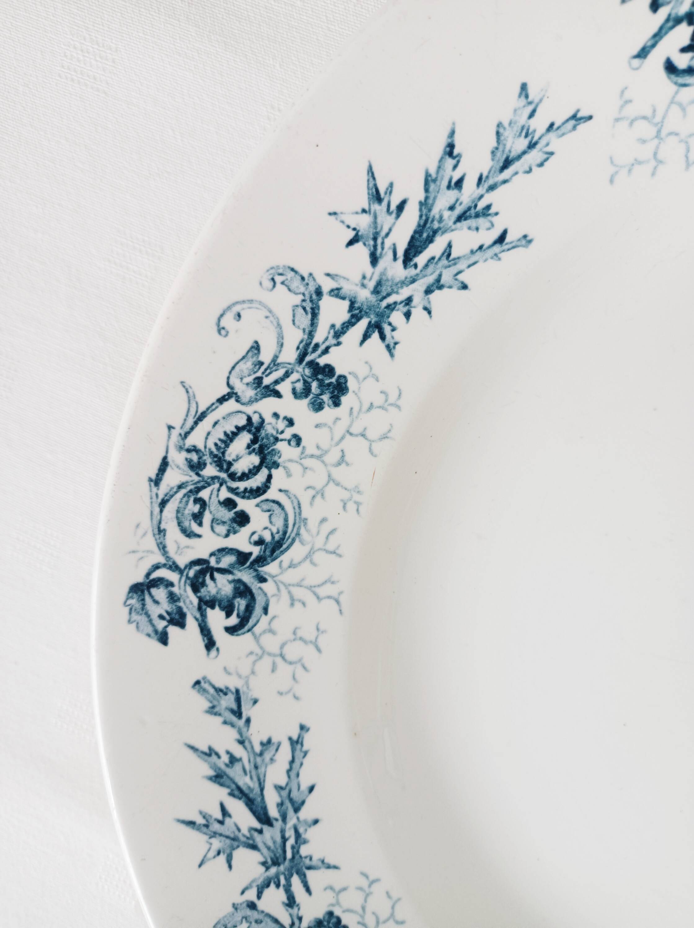 Round iron earth dish Longwy Cyrano