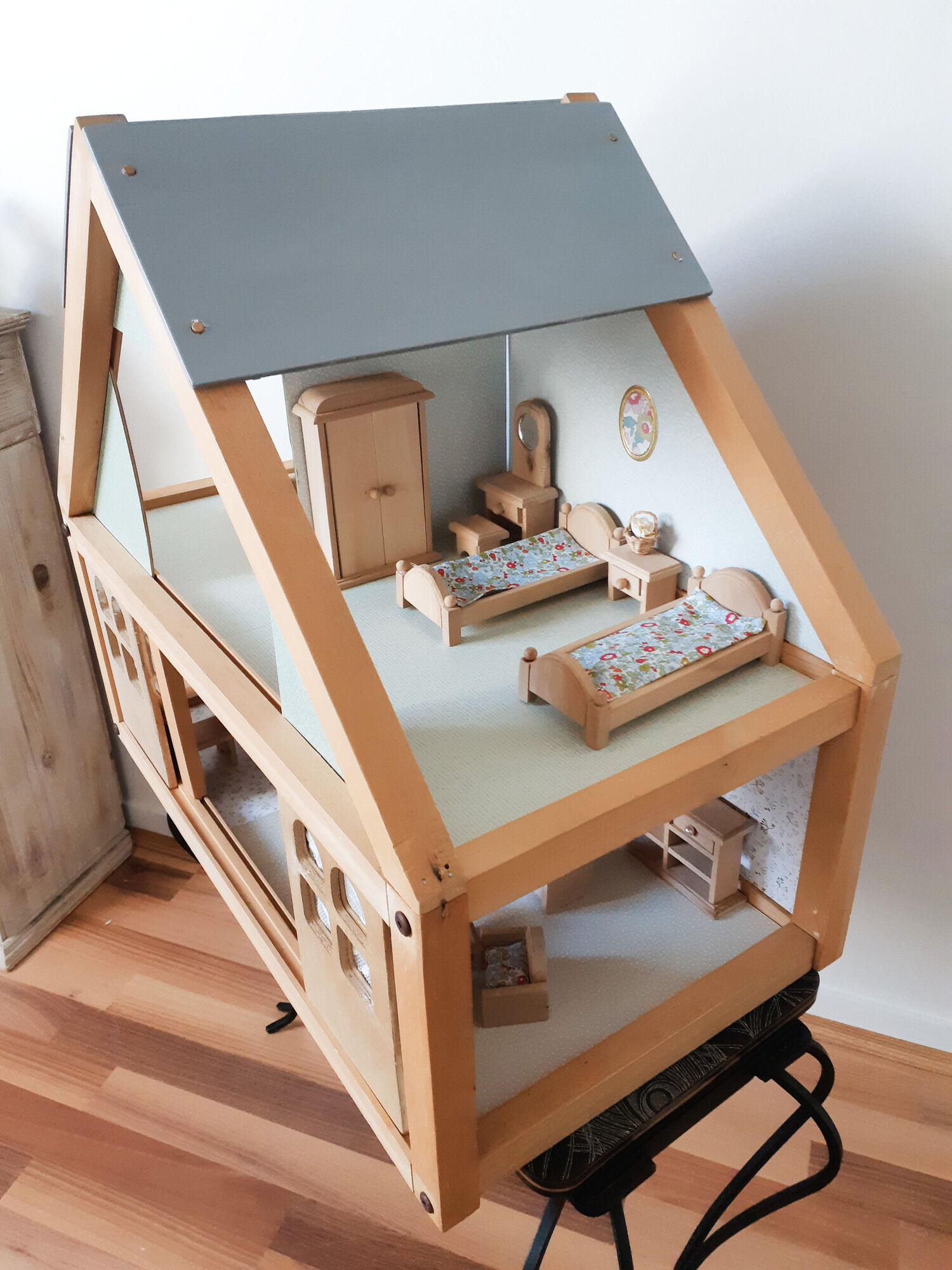 Wooden dollhouse, revamped, furnished, vintage French