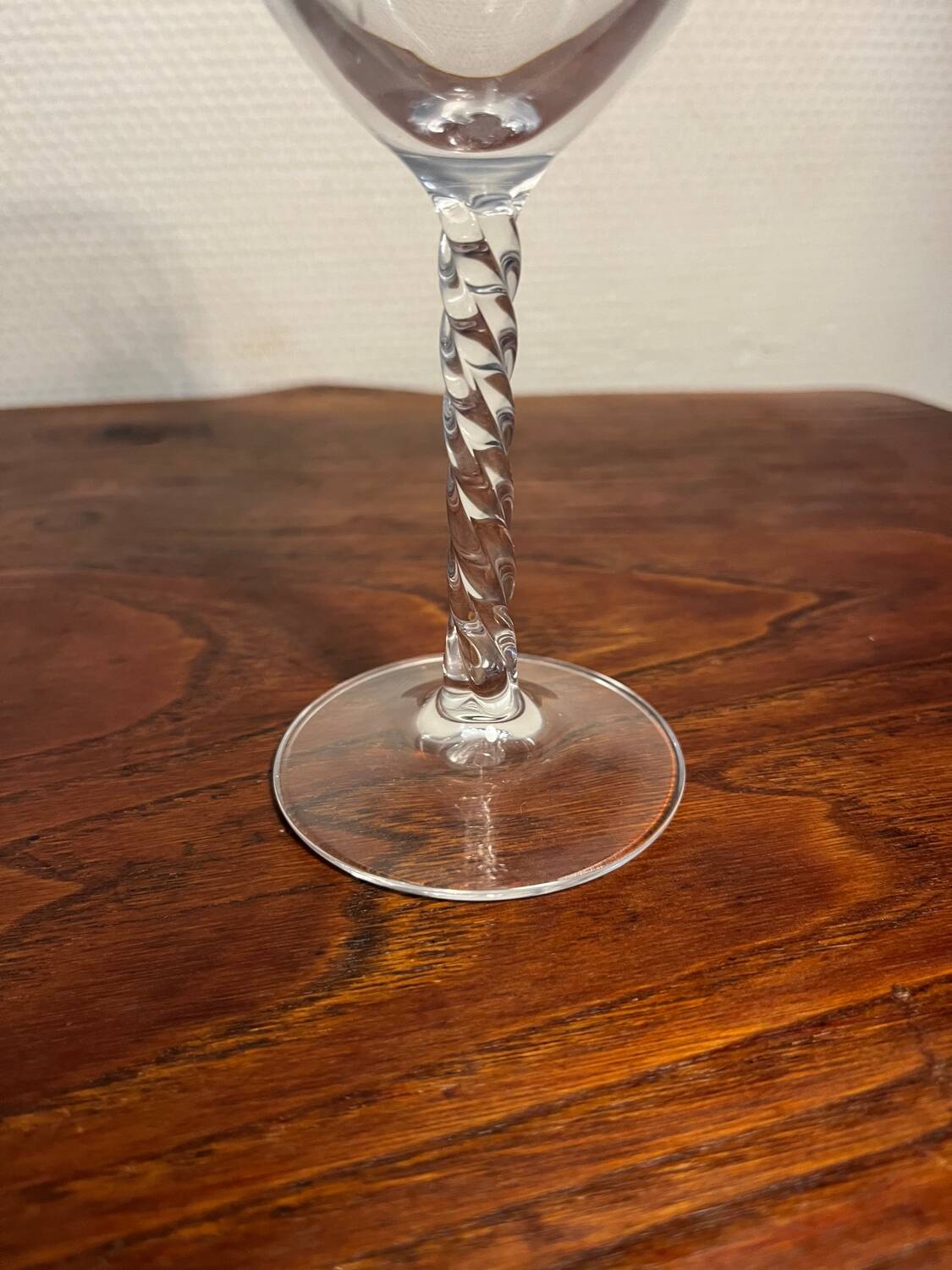 6 crystal wine and water stemmed glasses Fleury model