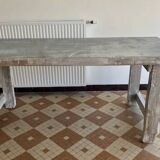 Metal tray workbench