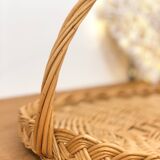 Natural wicker presentation basket
