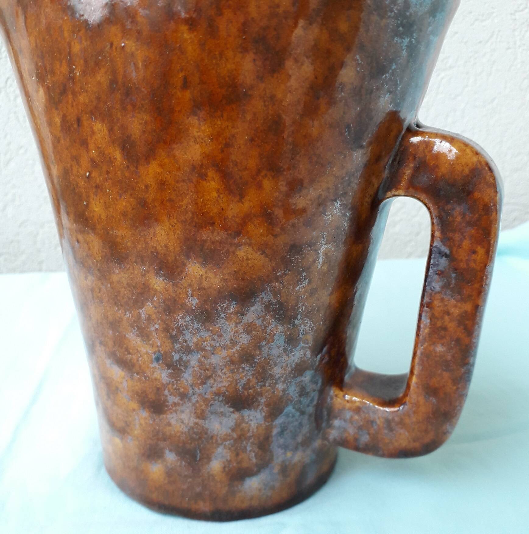 Terracotta jug Biot