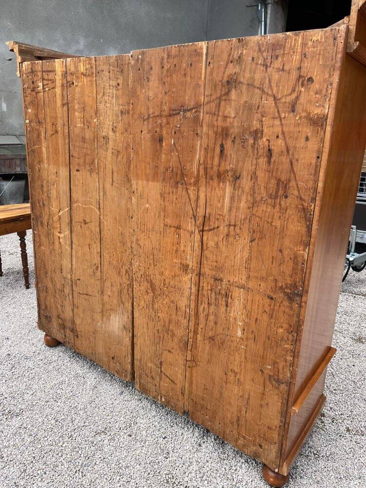 Armoire de château 1742