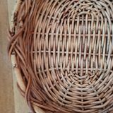 Oval wicker basket