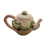 Dabbling teapot
