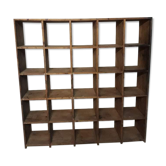 Étagère à casiers