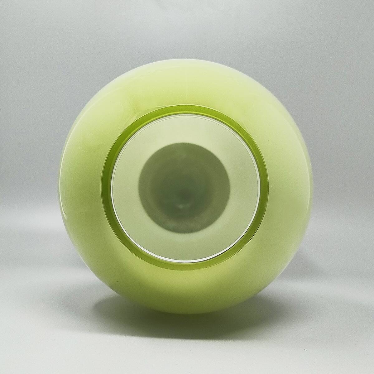 1970s Astonishing Space Age Green Vase in Murano Glass. Made in Italy