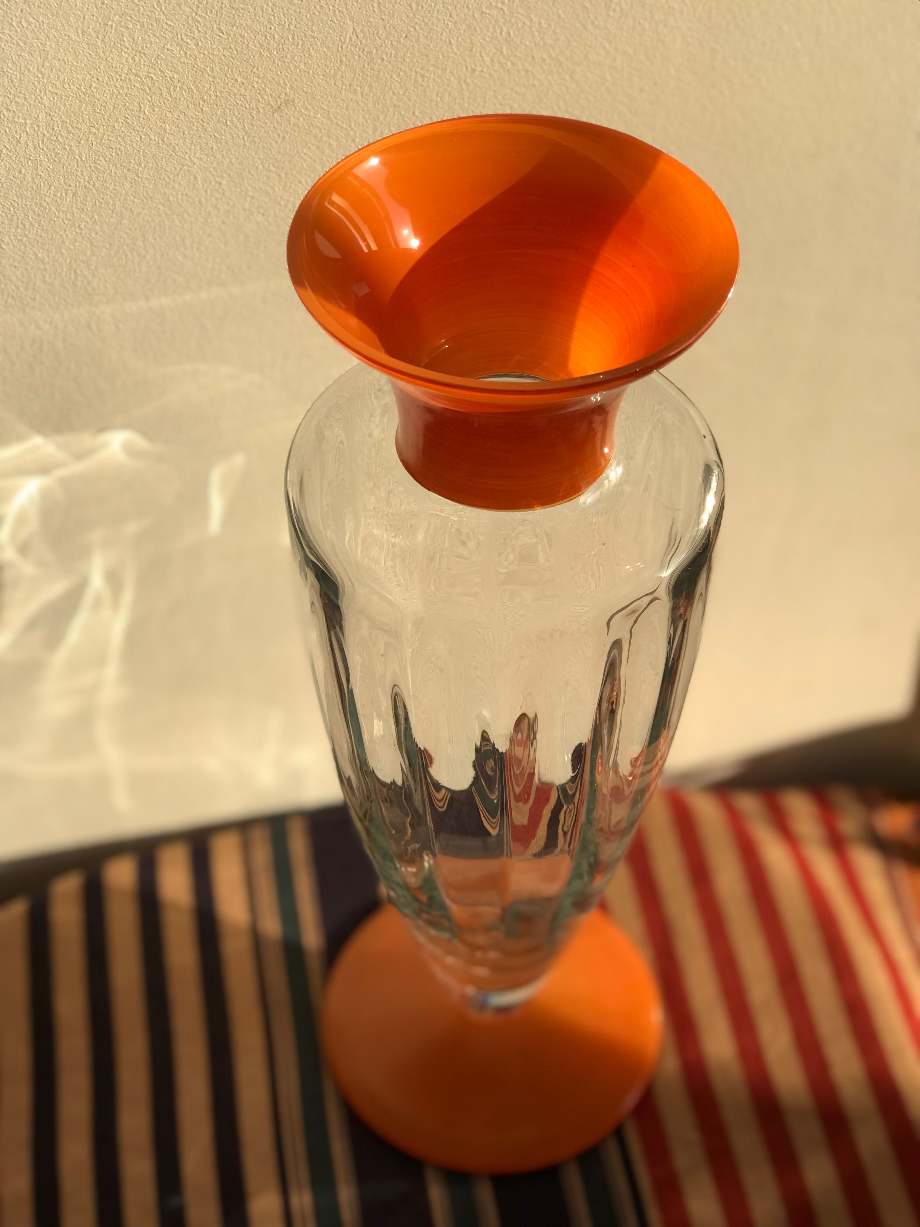 Vase in glass