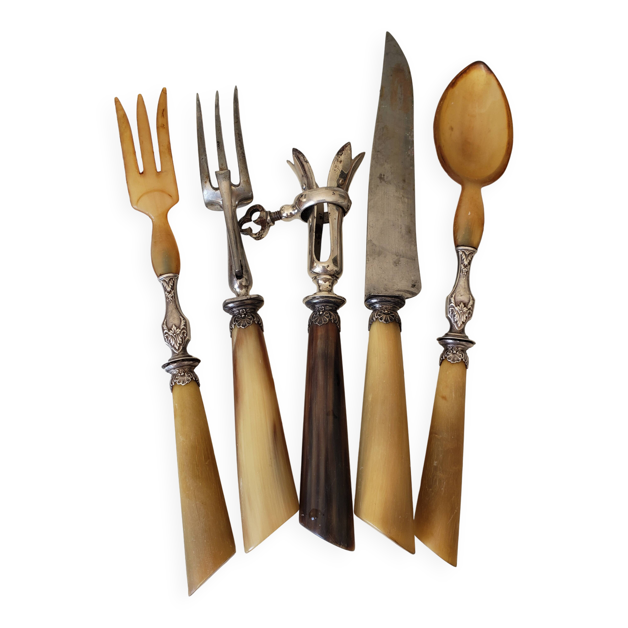 Leg of lamb service and salad cutlery