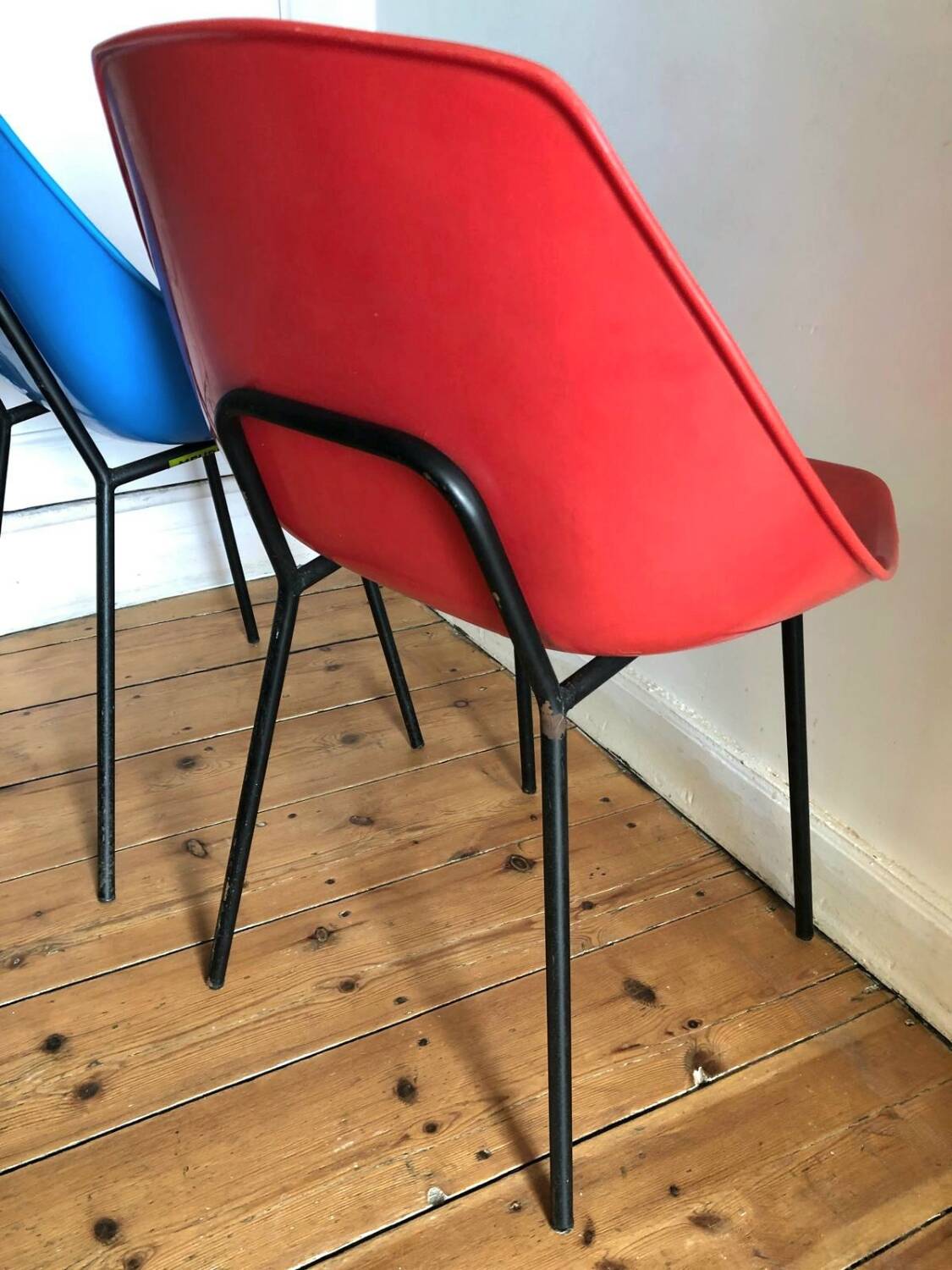 Pair of vintage Pierre Guariche Meurop chairs, antique seating furniture