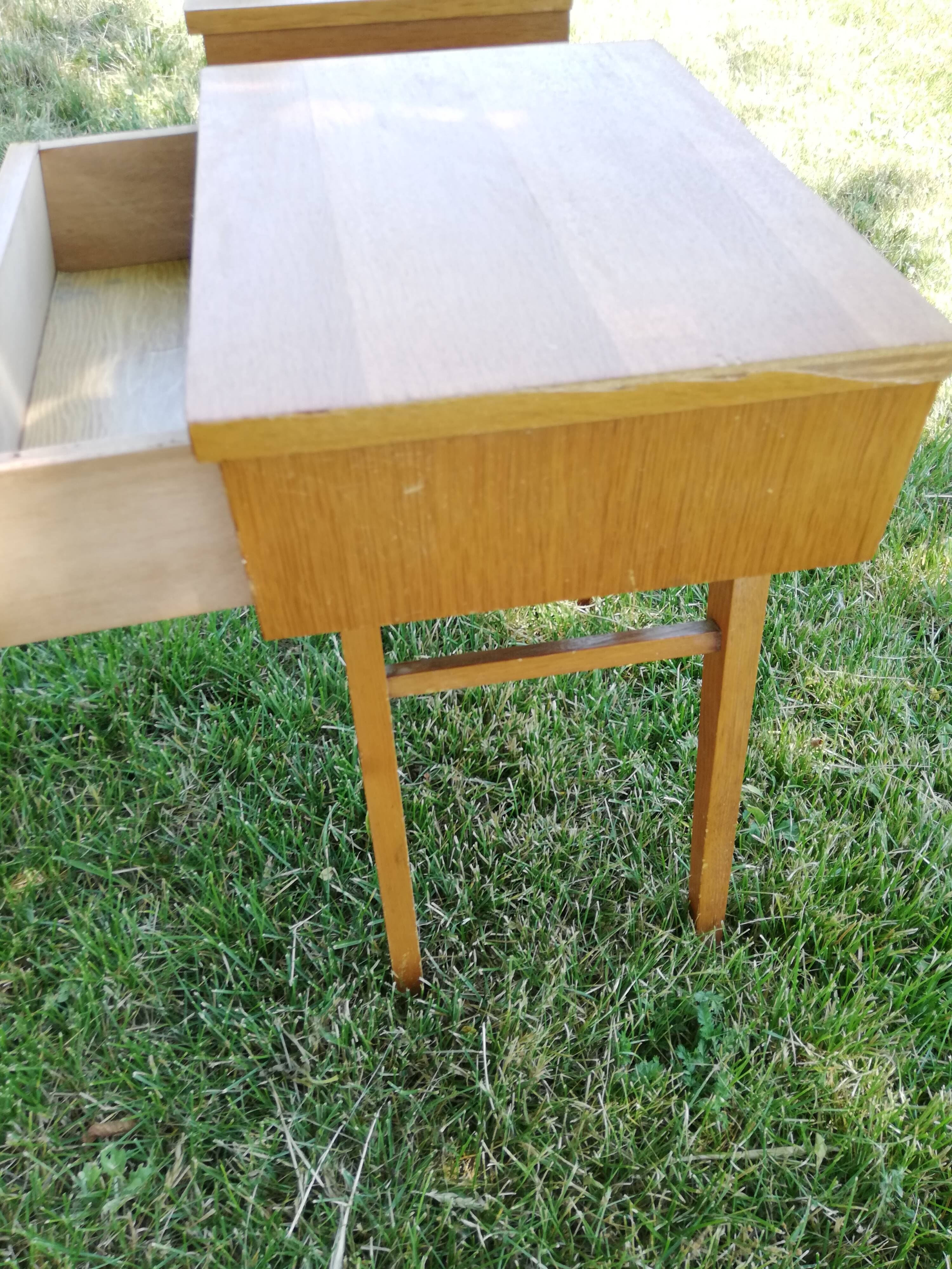 2 vintage bedside tables 1950/1970