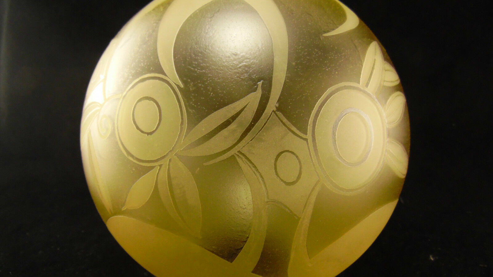 Acid engraved glass ball decorated with birds and geometric art deco