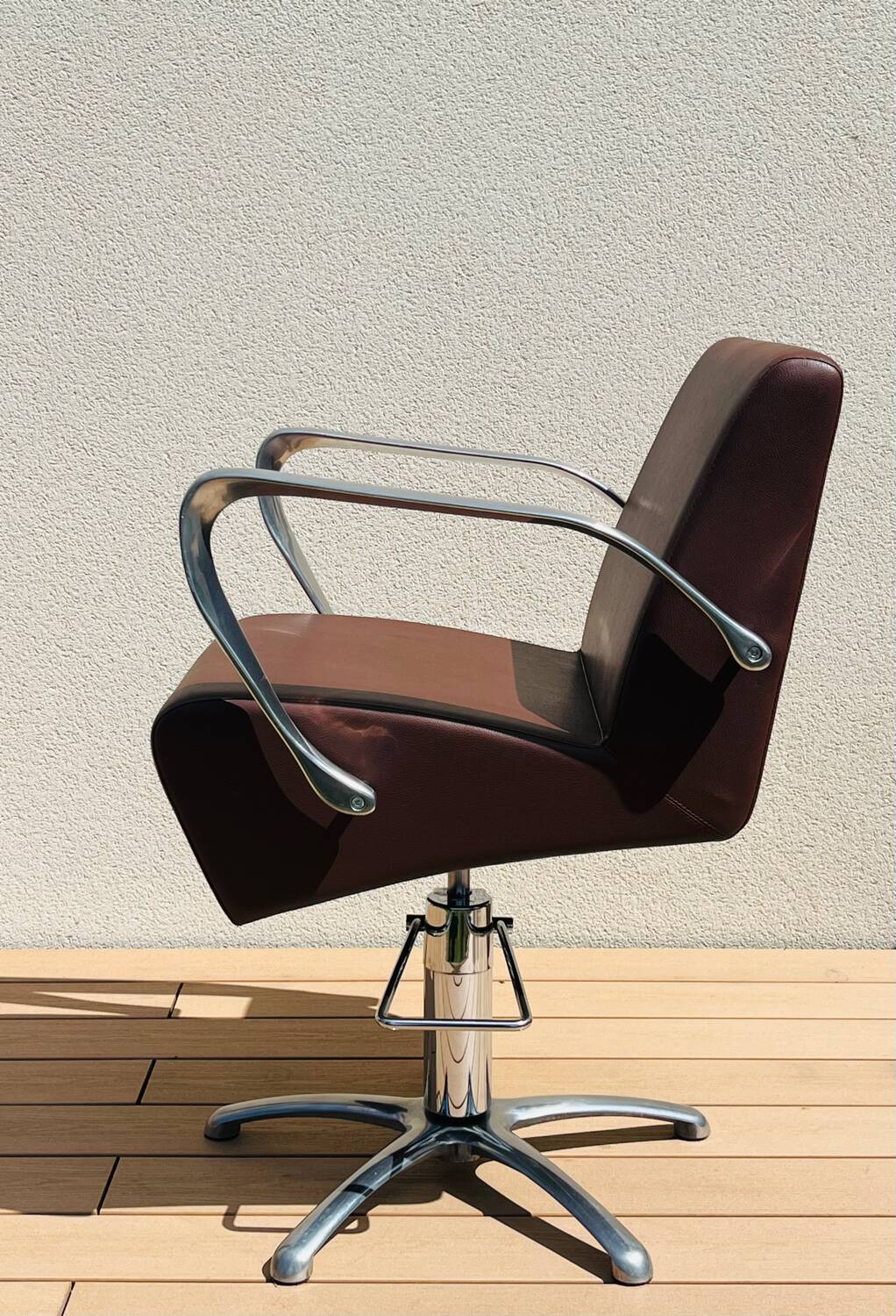 Barber & hairdresser chair