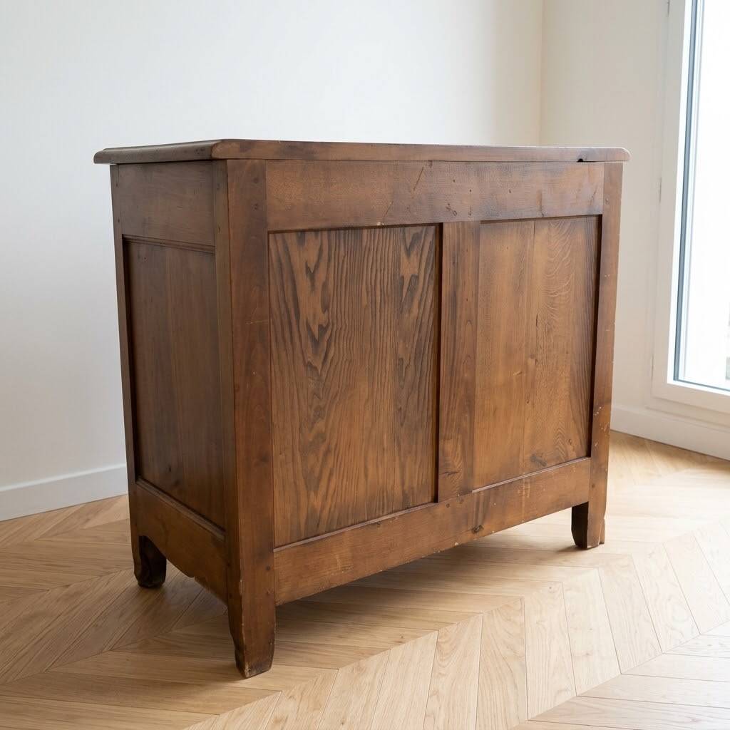 Bar cabinet and screen support in Bressan style made of solid wood.