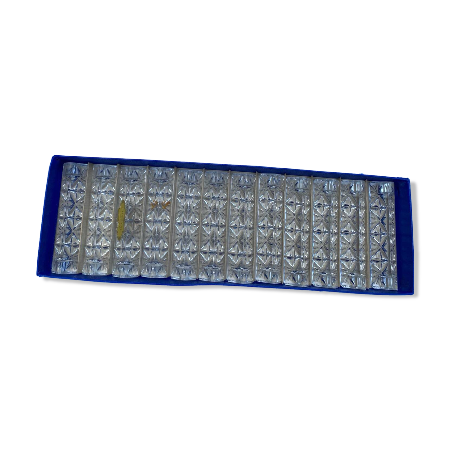 12 diamond cut crystal knife holder