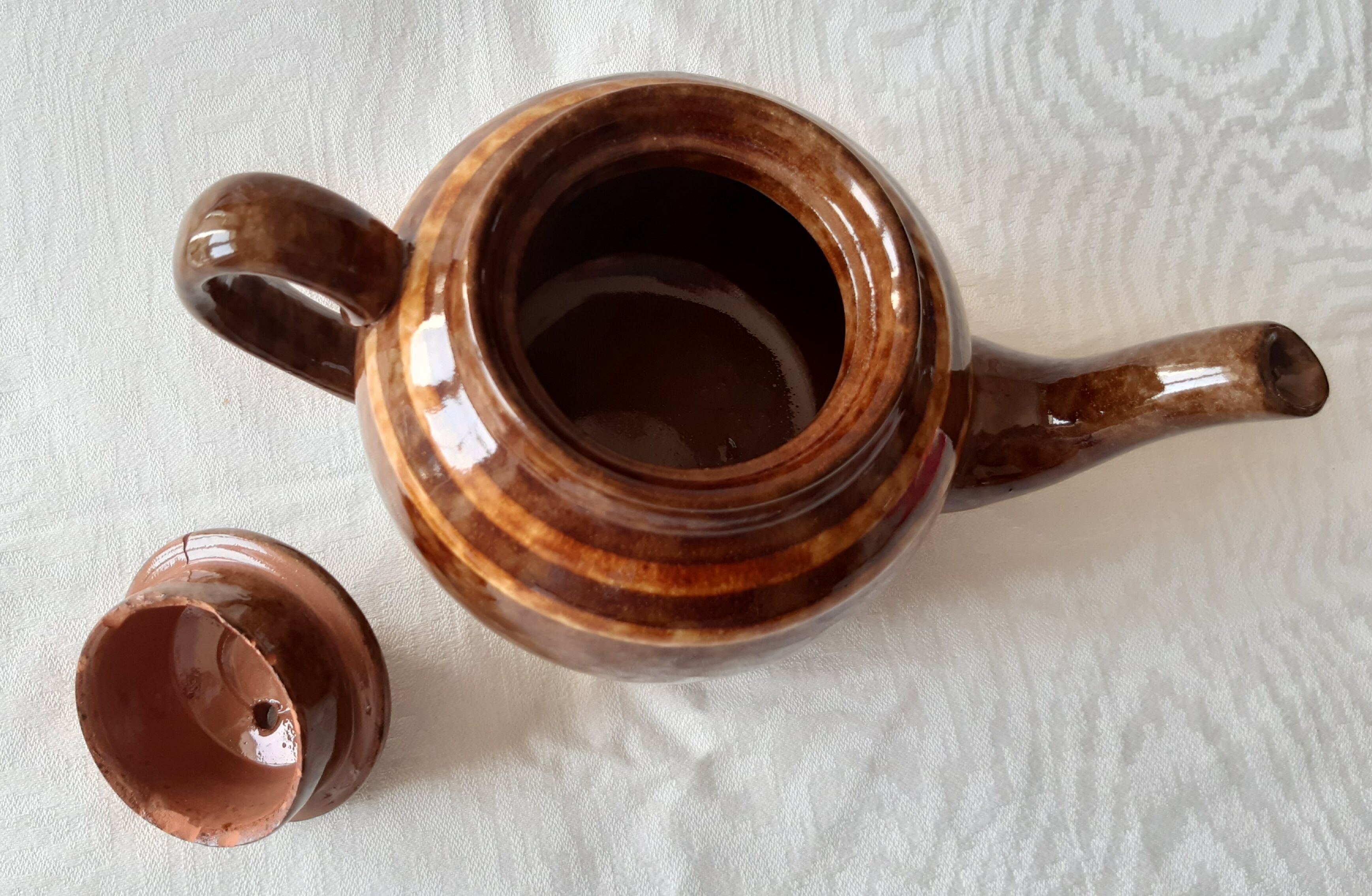 Art deco style teapot