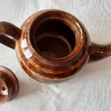 Art deco style teapot
