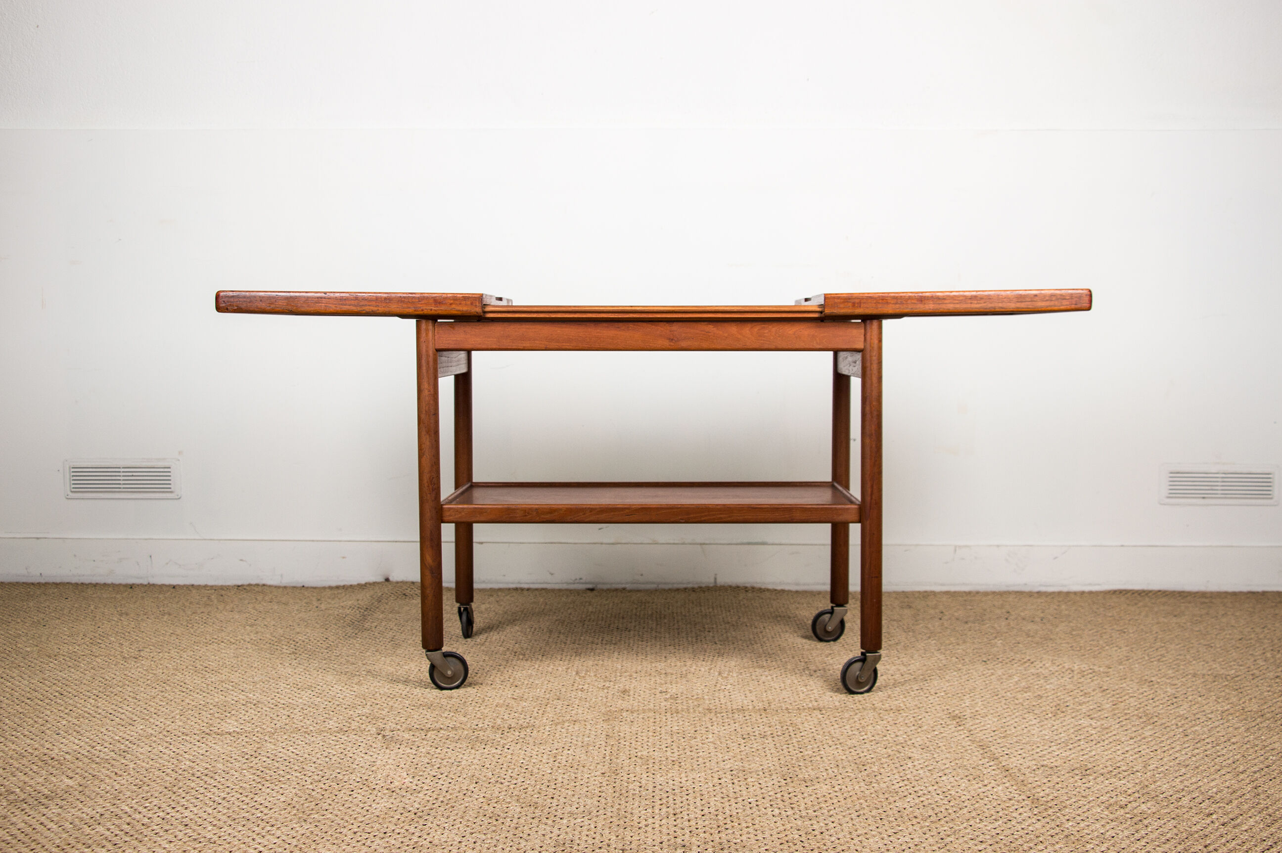 Rolling table, service, Danish expandable and double-level, teak 1960.