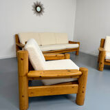 Set of 2 armchairs in solid pine with boucle fabric, 1970s Scandinavian design.