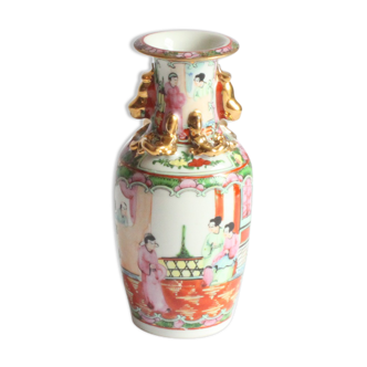 Vase en porcelaine médaillon Rose Famille, début du 20ème siècle