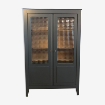 Glass cabinet