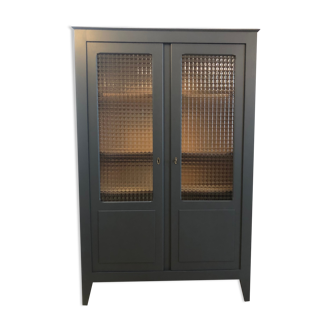 Glass cabinet