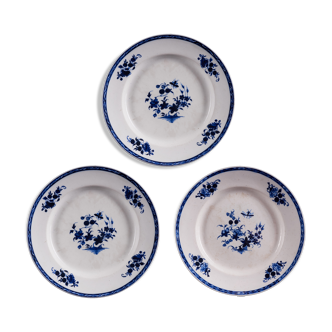 Set of 3 White Faïencerie Plates with Floral Decorations