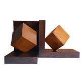Cubist pair of bookends made of stained solid wood, 1960.