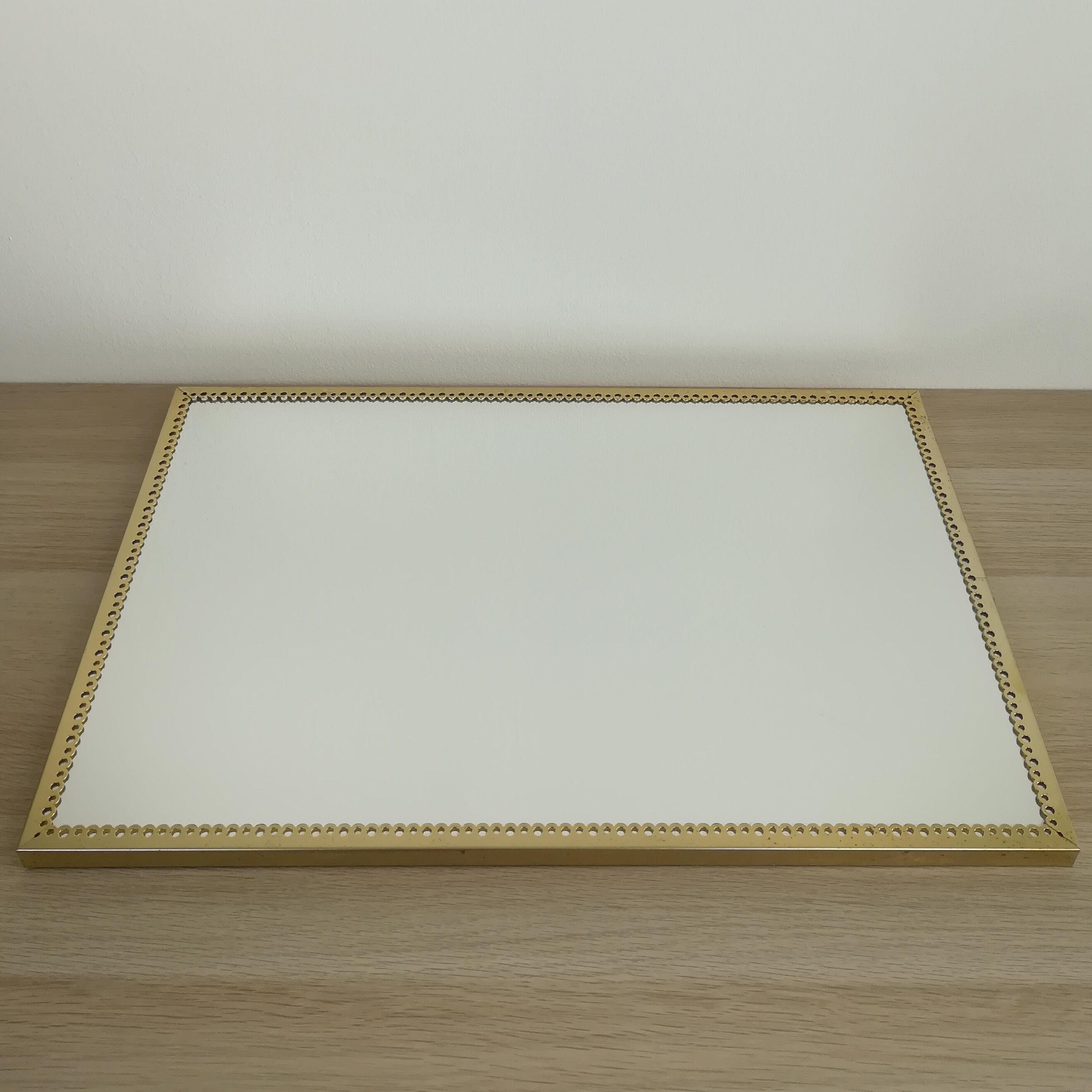Golden mirror 40x61cm