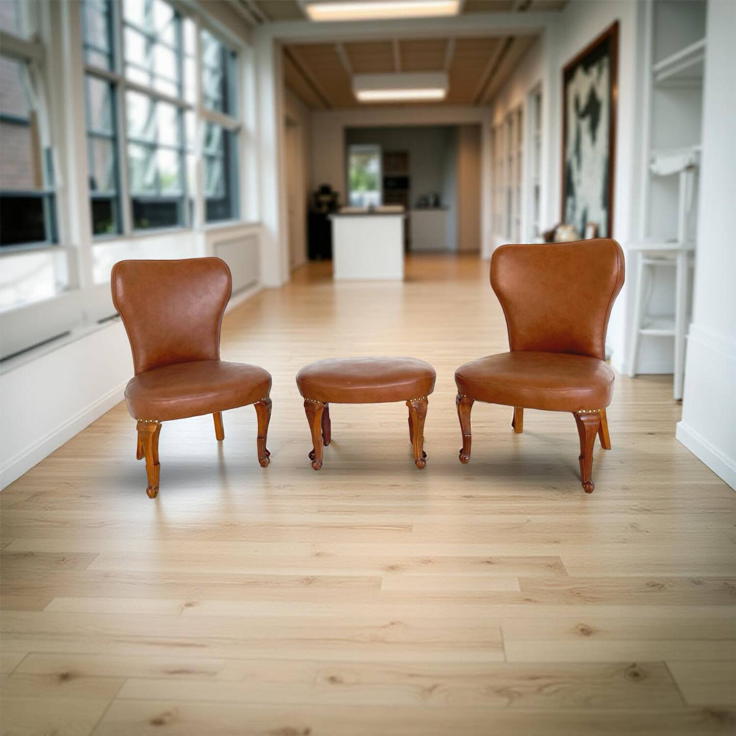 Ensemble de chaises d'appoint et tabouret pour pied, années 1950.