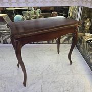 Game table