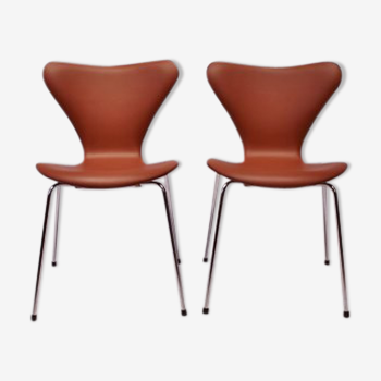 Chairs by Arne Jacobsen for Fritz Hansen