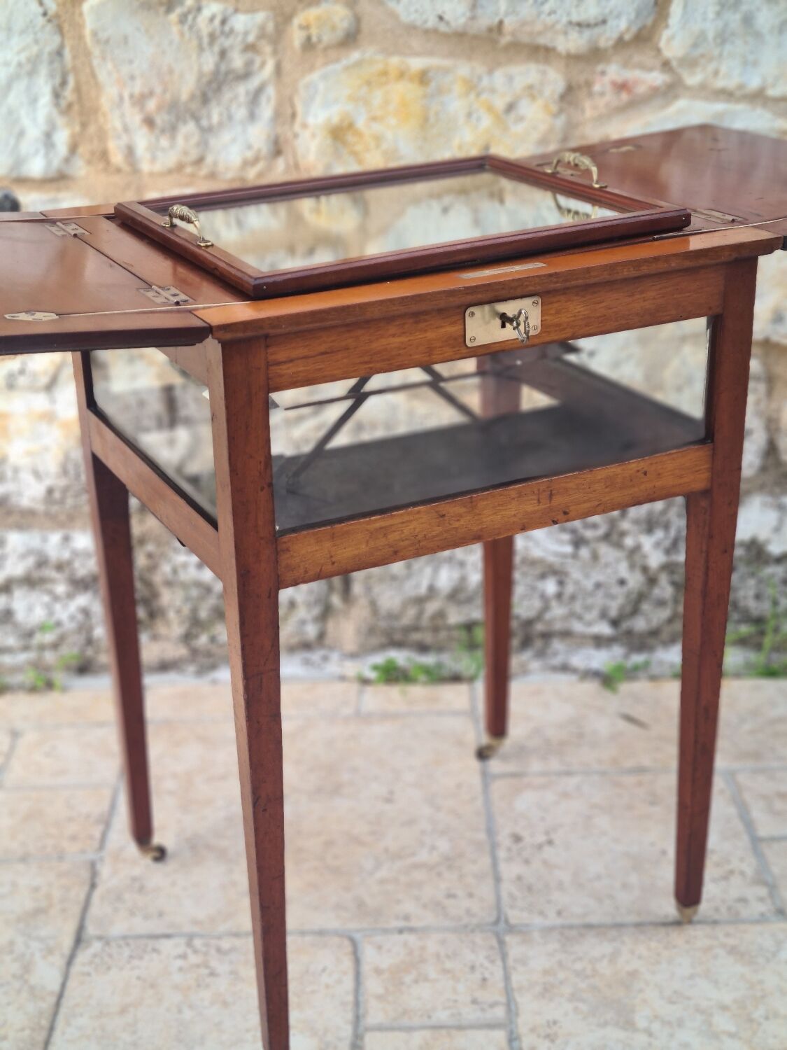 Mahogany tea table