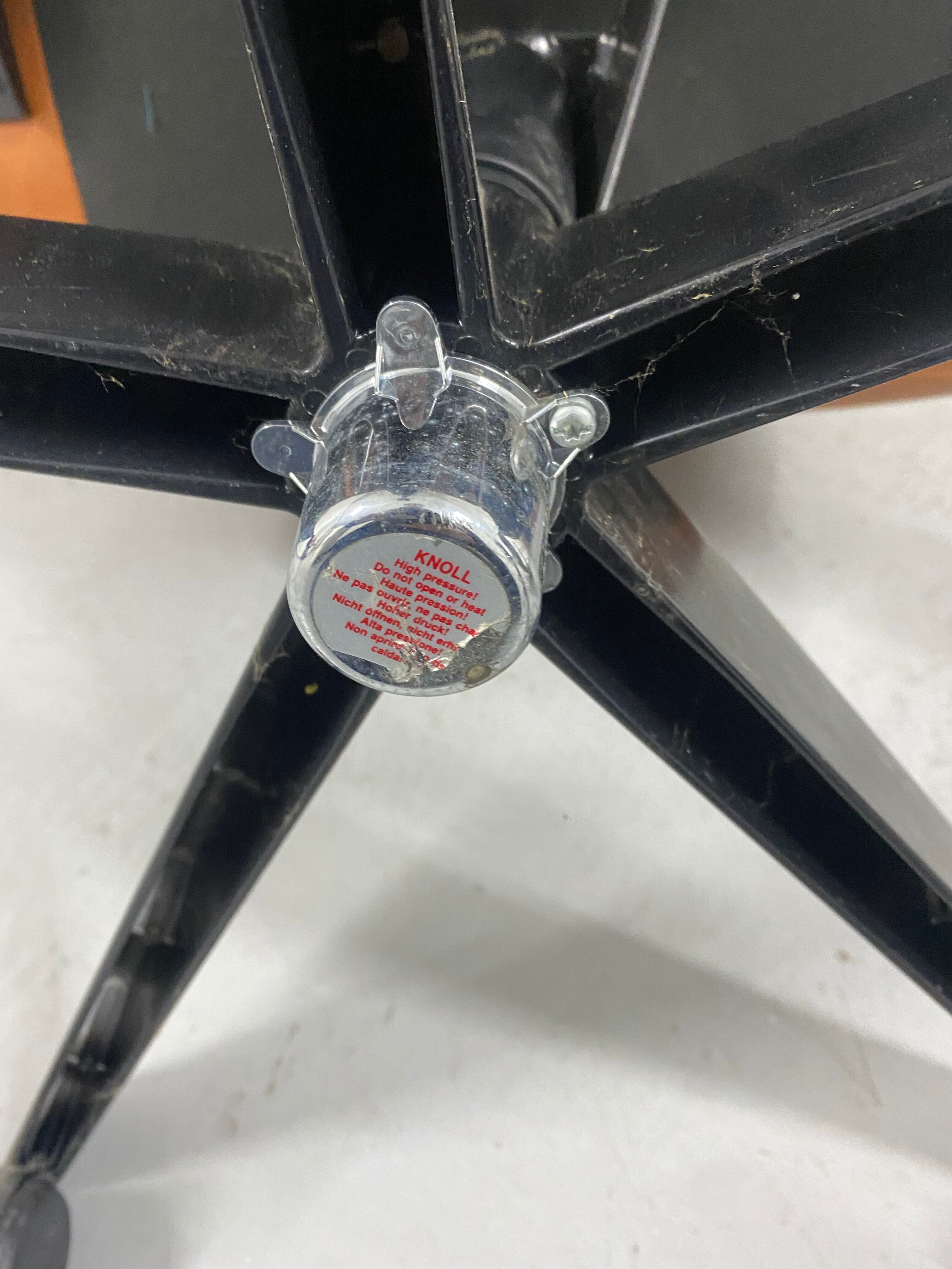 Leather armchair Cognac Richard Sapper Knoll edition