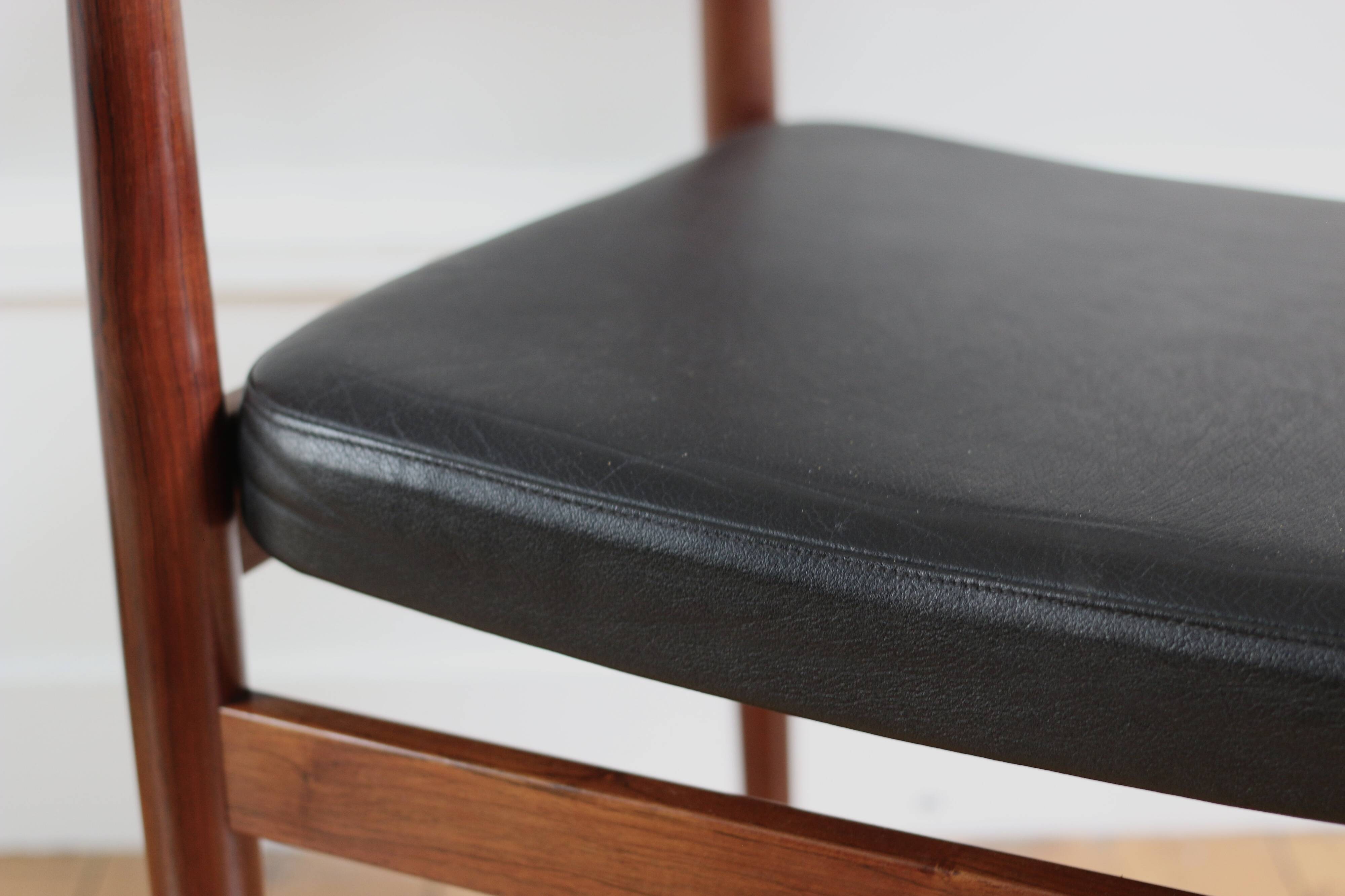Vintage Scandinavian armchair in rosewood by Erik Worts, 1960.